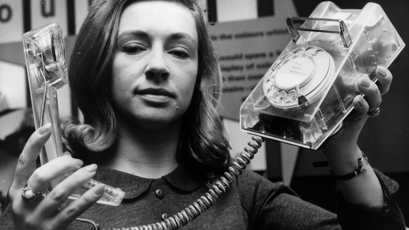 Illustration for article titled 22 Awesome Rotary Phones: Beautiful Relics of a Bygone Era